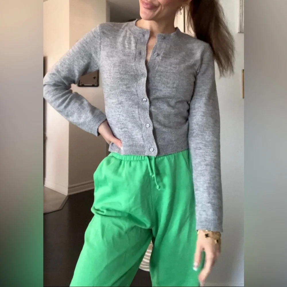 Zara Green sweatpants - Picture 3 of 7